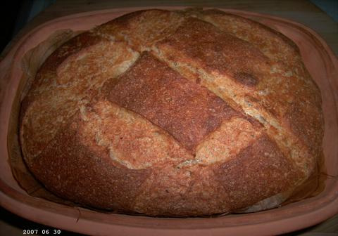 Fluweelzacht bonenbrood uit de romertopf 1