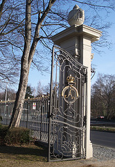 Tor zum Park und Schloss Richmond an der Oker in Braunschweig