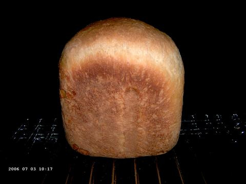 Buttermilk Bread in bbm / Lora Brody