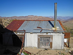 Cabin In Striped Butte Valley (4283)
