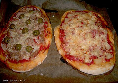 Pizza's: Tonijn/olijven en Hawai