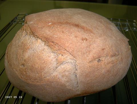 Classic Country-Style Hearth Loaf 1
