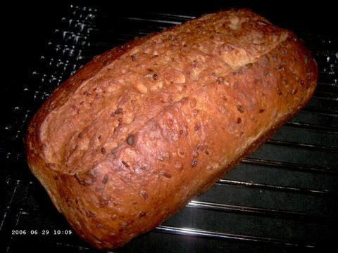 Cracked Wheat Loaf