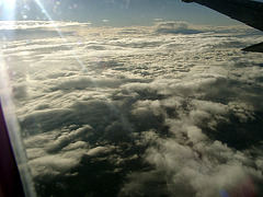 Über den Wolken... muss die Freiheit wohl grenzenlos sein....