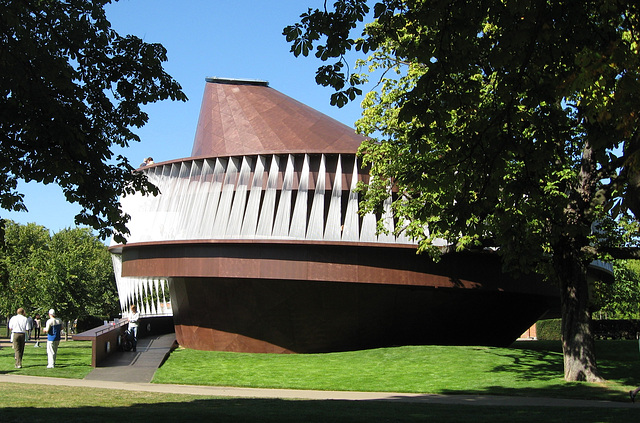 Serpentine Gallery :2007 temporary installation