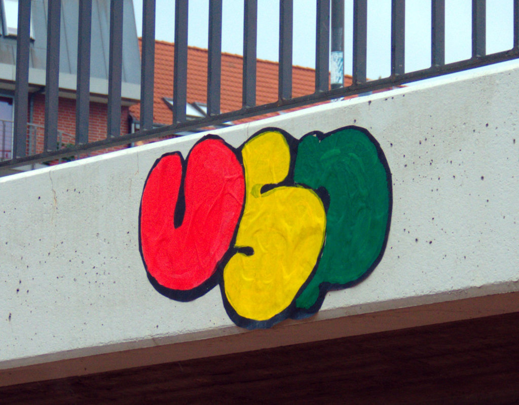 USP bringt Farbe auf triste Betonbrücken