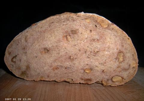The Pearl's Walnut Bread 2
