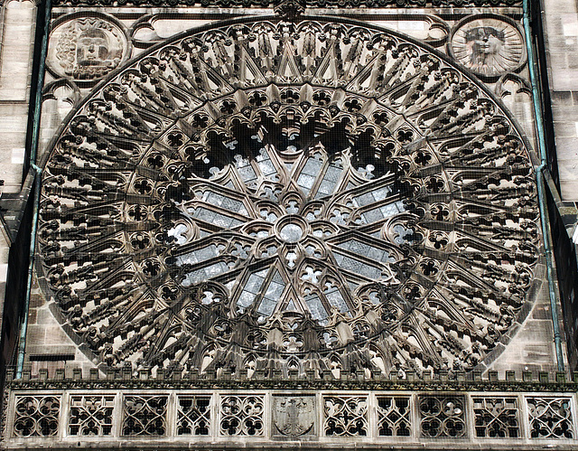 St.Lorenz - rose window