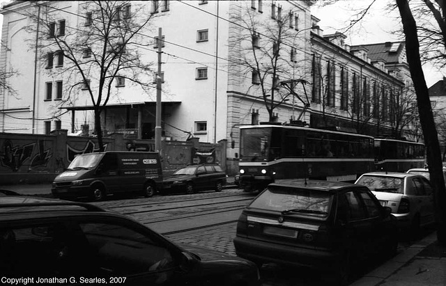 DPP #8609 Passing Mestan Pivovar, Holesovice, Prague, CZ, 2007