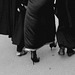 Séduisante jeune Islamique en bottes à talons aiguilles -  Maghreb  /  North Africa  - B & W - Janvier 2009.