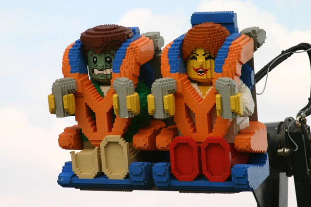 Lego rollercoaster