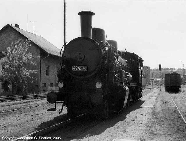 ex-CSD #434.2186 at Tynec nad Sazavou, CZ, 2005