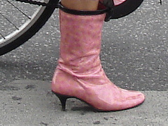 GUM BOOTS close-up - 7 store readhead Danish mature Lady biker in colourful pale high-heeled boots - Copenhagen -  20-10-2008