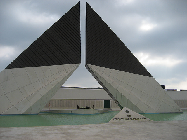 Lisboa, Monument to Dead Combatants in ex-Ultramar