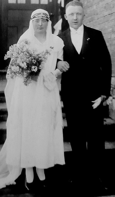 Hochzeitstag meiner Eltern - 8.April 1931