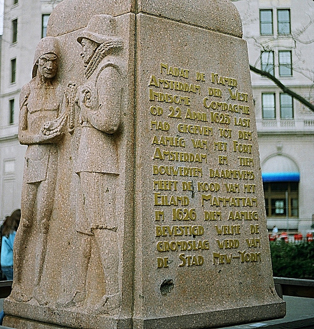 Monument to the Dutch and Indians