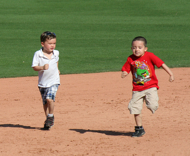 Kids Running The Bases at Hohokam Stadium (0832)