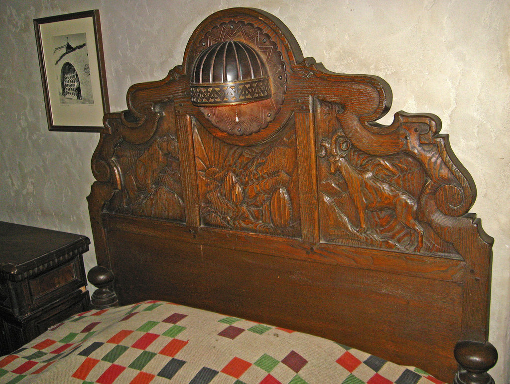 Scotty's Bed (1208)