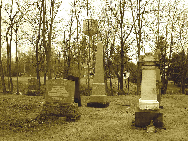 Cimetière et église / Church and cemetery - Ormstown. Québec, CANADA. 29 mars 2009 - Sepia Cimetière et église / Church and cemetery - Ormstown. Québec, CANADA. 29 mars 2009 - Sepia