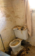Barker Ranch Bathroom (6604A)