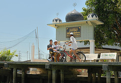 Lamat at the Mosque beside the Khlong