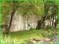 Graffitis et rapides -  Graf and rapids - Dans ma ville - Hometown -  October 12th 2008.