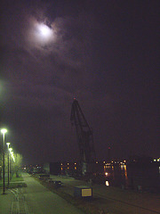 Hafen bei Mondschein