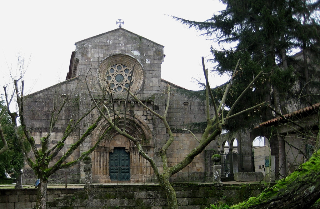 Paço de Sousa, romanic church (10th-11th centuries)