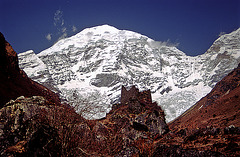 Chomolhari peak (7314 m?)