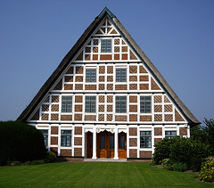 Fachwerkhaus ( bitte  in Gross ansehen )  /  half timbered house (see best in large )