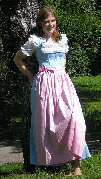 Klassisches Dirndl