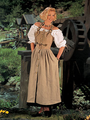 Landhausstil - Dirndl-style-dress (2)