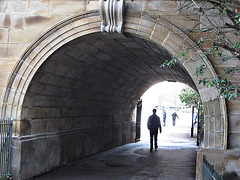 Serpentine arch