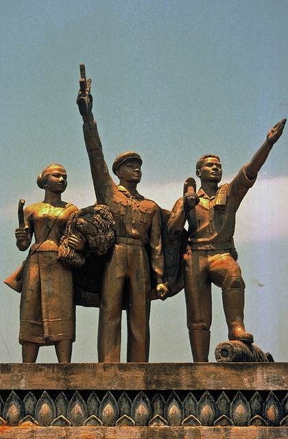 Laotian heros statue