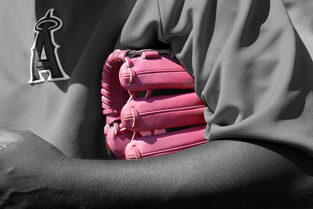 Pink Baseball Glove (1000A)