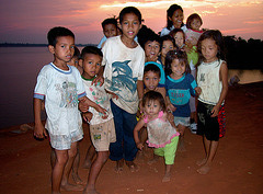 Lao kids at the Mekong river bank