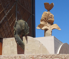 Skulptur vor dem Opernhaus von Las Palmas  (17)