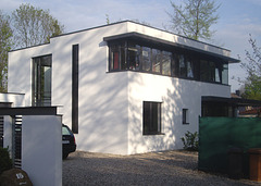 modernes Wohnhaus im Stadtteil