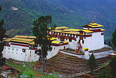 View from Trongsa town to the Trongsa Dzong