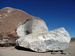 Giant Rock (2625)