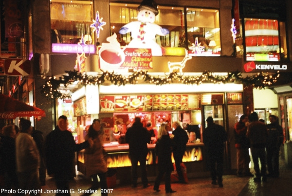 Smazeny Syr Kiosk, Christmas Season 2007, Vaclavske Namesti, Prague, CZ, 2007