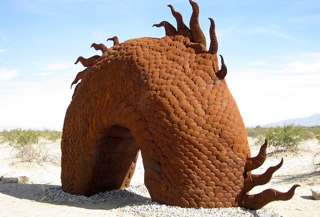 Ricardo Breceda's Dragon sculpture in Galleta Meadows Estate (4465)