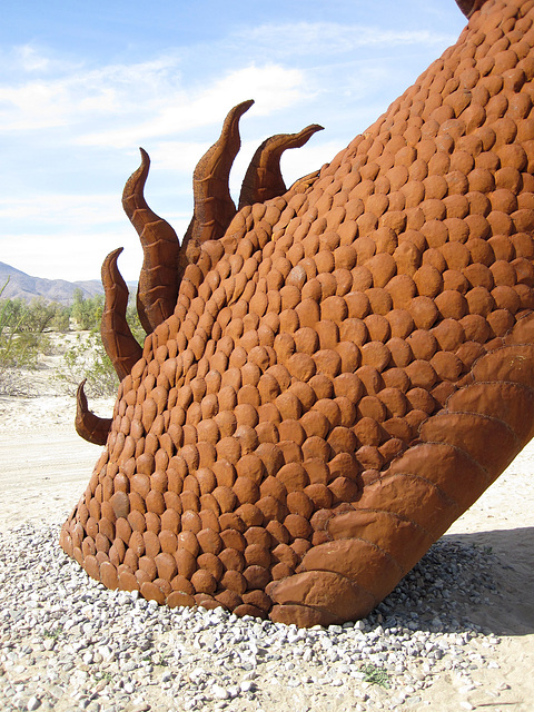 Ricardo Breceda's Dragon sculpture in Galleta Meadows Estate (4486)