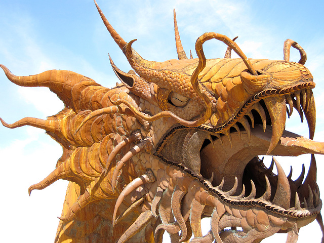Ricardo Breceda's Dragon sculpture in Galleta Meadows Estate (4493)
