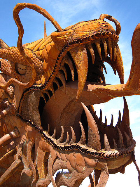 Ricardo Breceda's Dragon sculpture in Galleta Meadows Estate (4494)