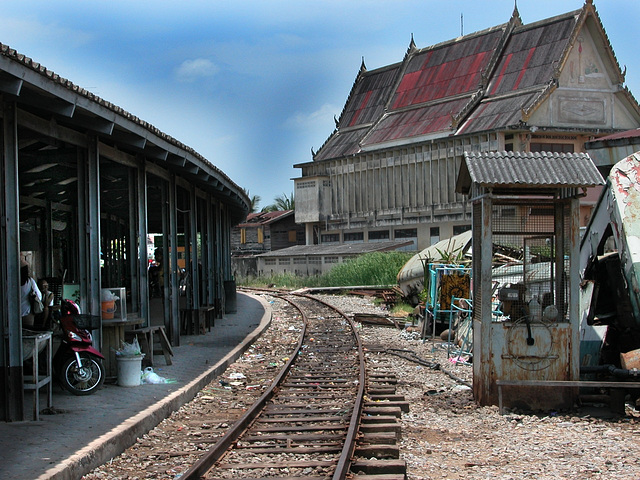 Railway station for Mae Khlong