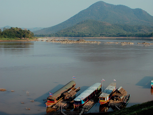 By the riverside of Mae Khong