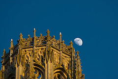 Moon + Rouen Cathedral (4)