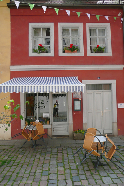 Pirna - Cafe Bohemia - das kleinste Cafe - la plej malgranda kafejo - le plus petit cafè - the smallest cafe