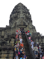 Tourist Overload (Khmer New Year) #2